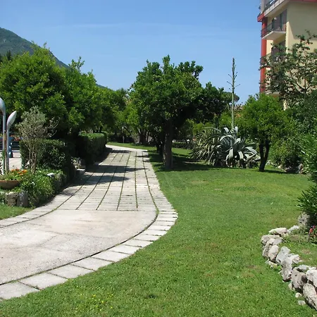 ホテル Parco カステッランマーレ・ディ・スタービア