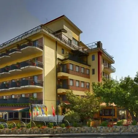 Parco 3* カステッランマーレ・ディ・スタービア